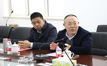 2017年湖南省機械工程學(xué)會(huì )粉末冶金分會(huì )、摩擦學(xué)分會(huì )、機械設計與傳動(dòng)分會(huì )聯(lián)合學(xué)術(shù)年會(huì )在頂立科技召開(kāi)