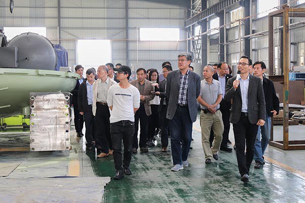 全國熱處理標委會(huì )一行蒞臨頂立科技參觀(guān)考察 (1).jpg