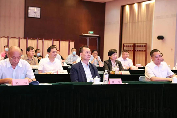 頂立科技董事長(cháng)戴煜當選全聯(lián)科技裝備業(yè)商會(huì )常務(wù)會(huì )長(cháng) (2).jpg