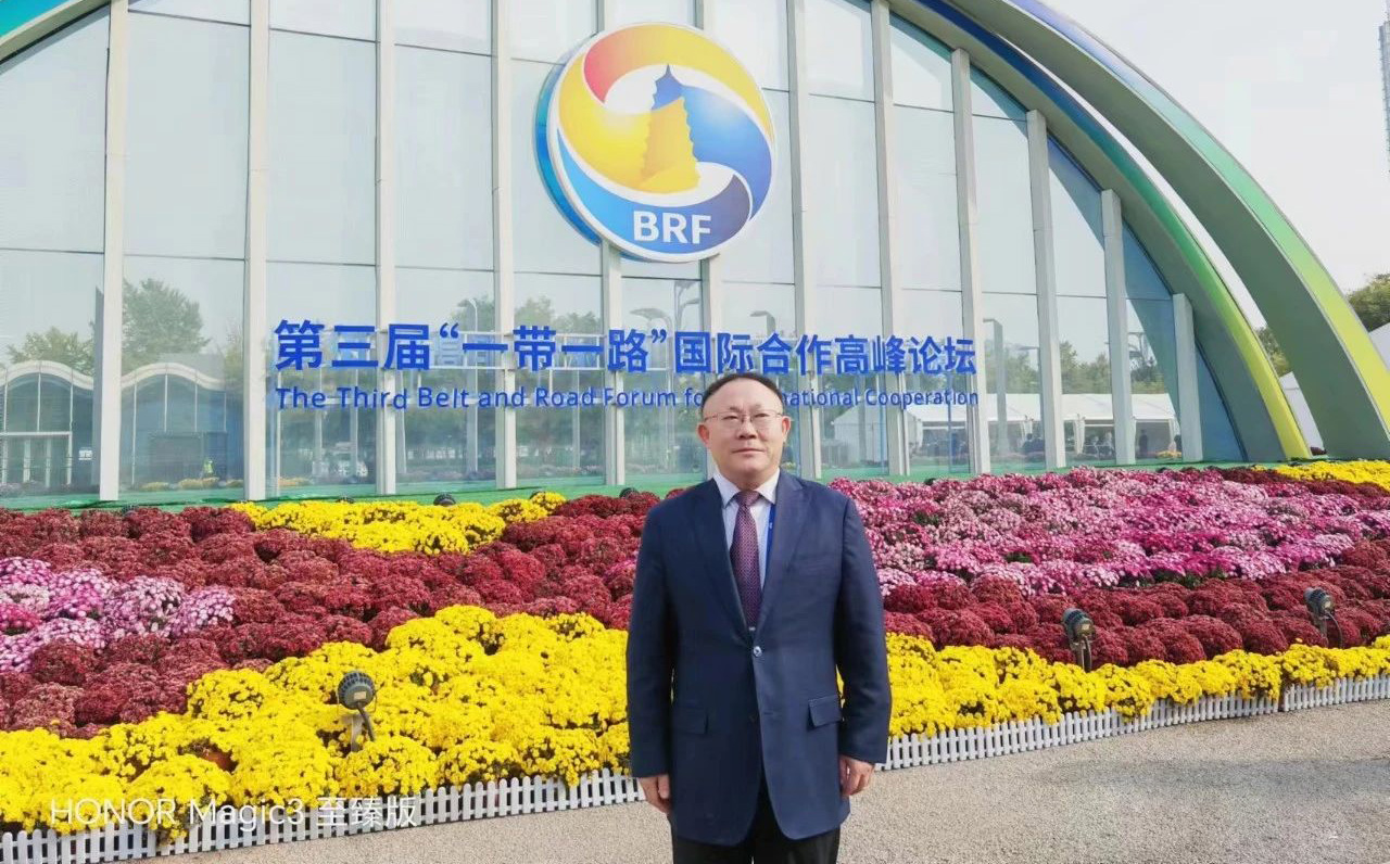 戴煜董事長(cháng)應邀參加第三屆“一帶一路”企業(yè)家大會(huì )