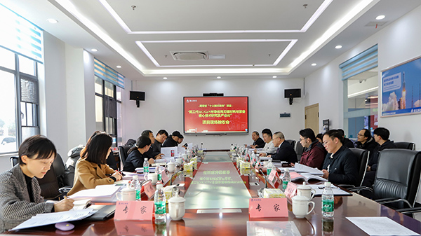人才強企戰略碩果累累，領(lǐng)軍人才與百優(yōu)工匠同放異彩.JPG